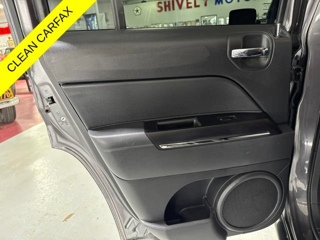 Used 2015 Jeep Patriot Limited AWD/4WD image 24