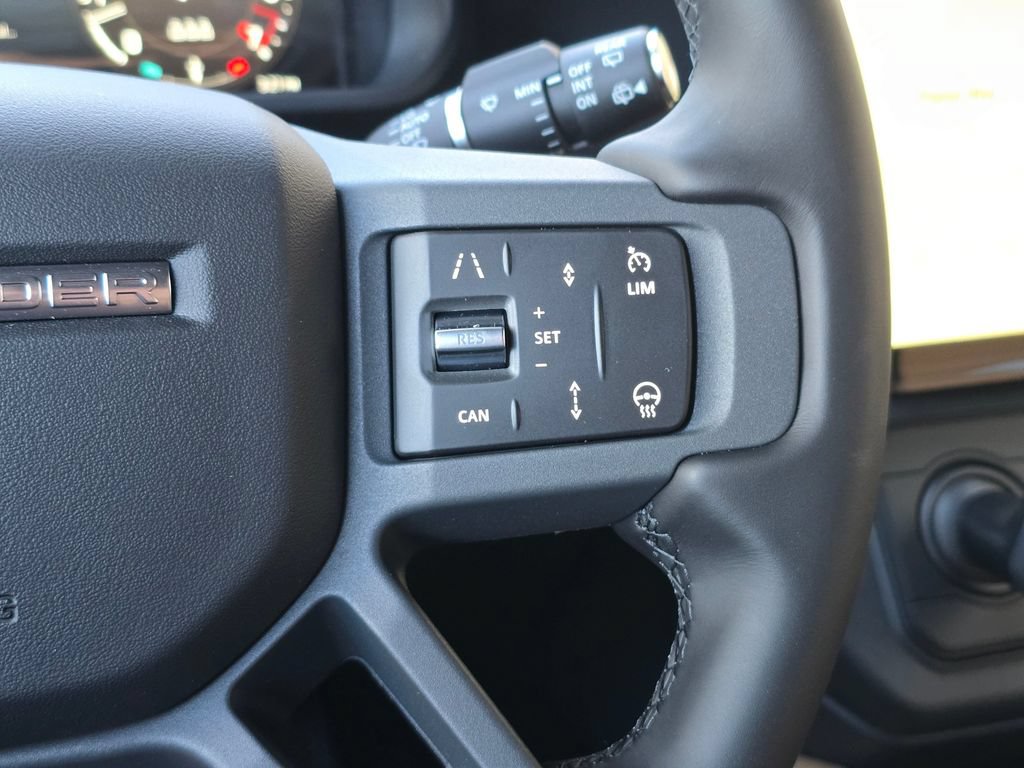 New 2026 Land Rover Defender 110 S AWD/4WD image 17