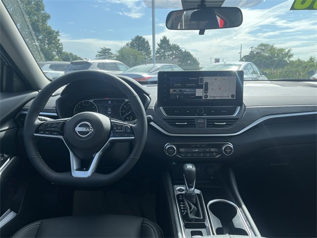 New 2025 Nissan Altima 2.5 SL image 11