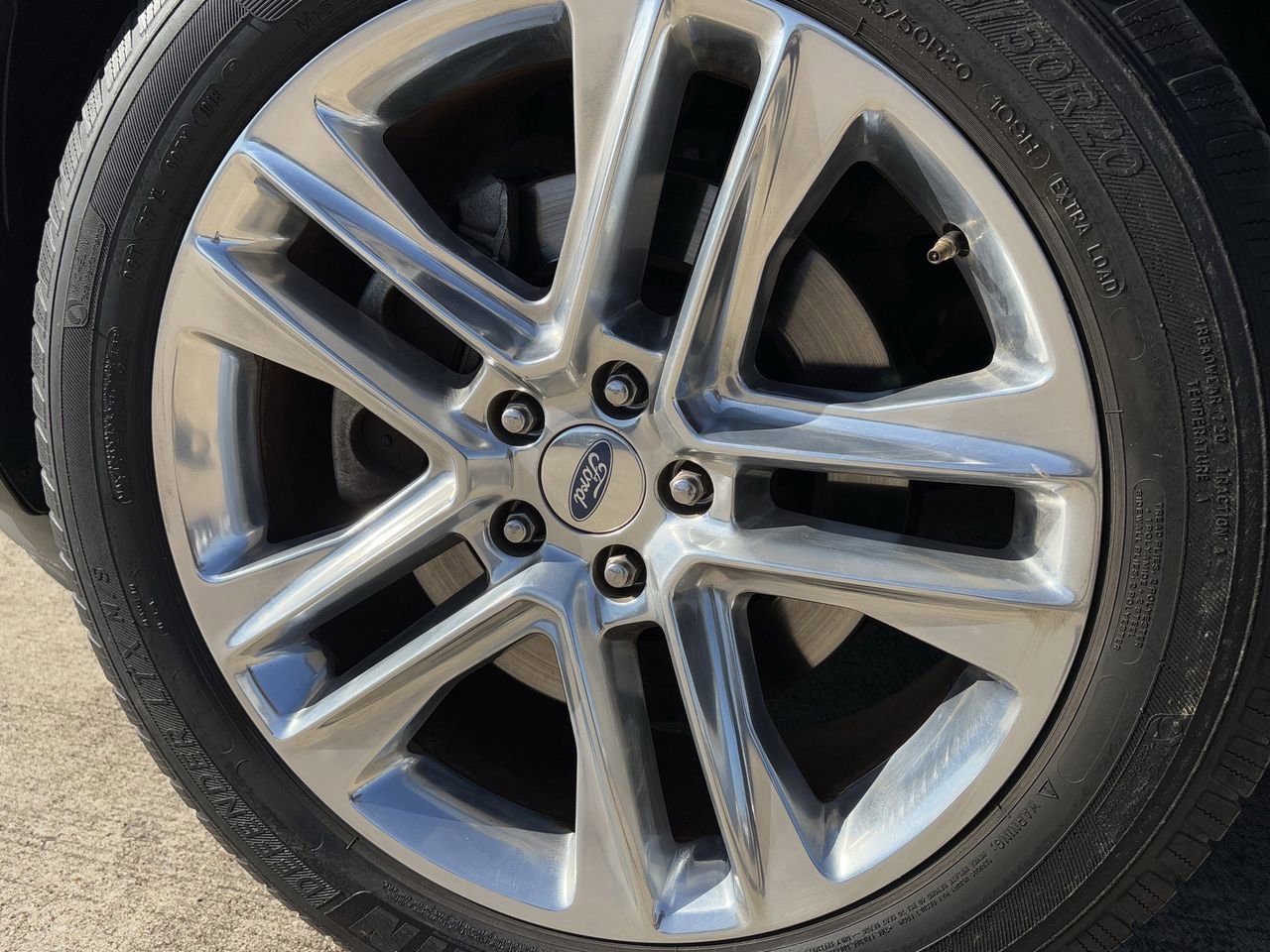 Used 2016 Ford Explorer XLT w/ Equipment Group 202A image 11