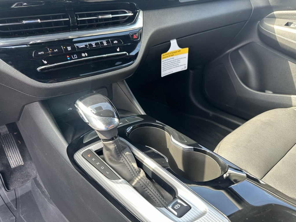 Used 2025 Buick Envista Avenir image 15