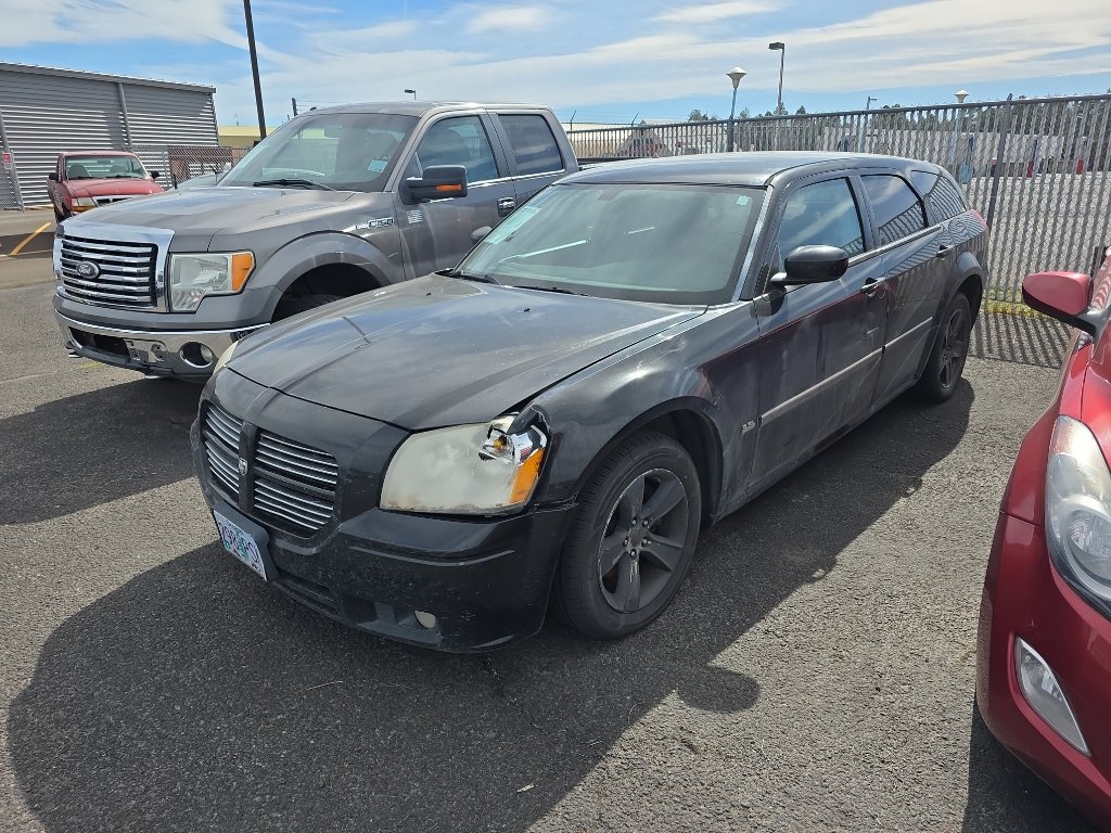 Used 2006 Dodge Magnum SXT image 2