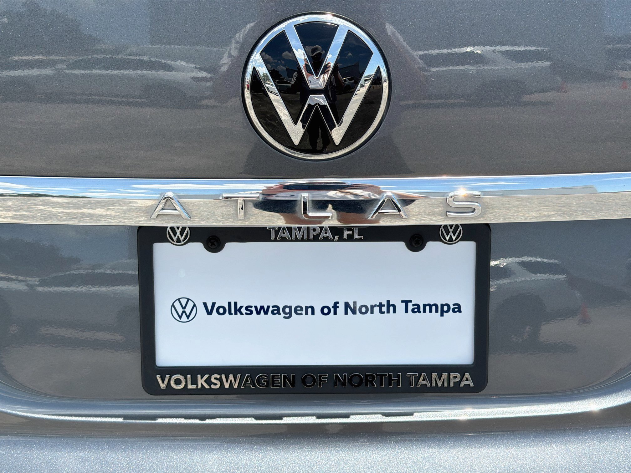 Used 2022 Volkswagen Atlas Cross Sport SE AWD/4WD image 11