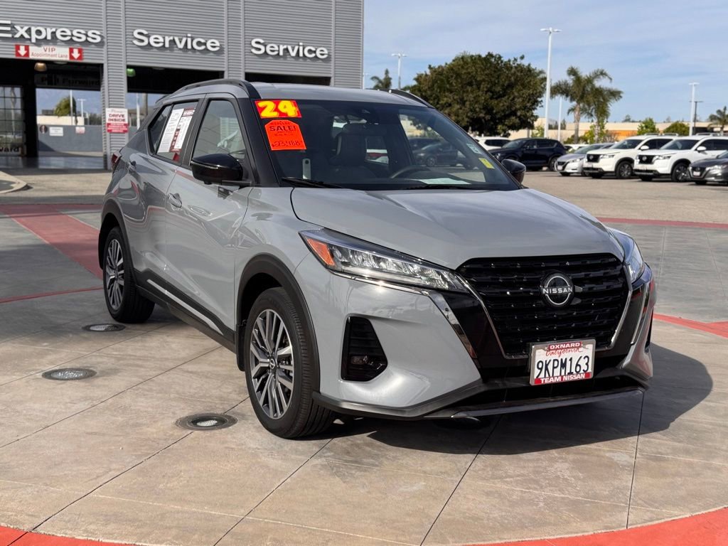 Certified 2024 Nissan Kicks SR w/ SR Premium Package image 2