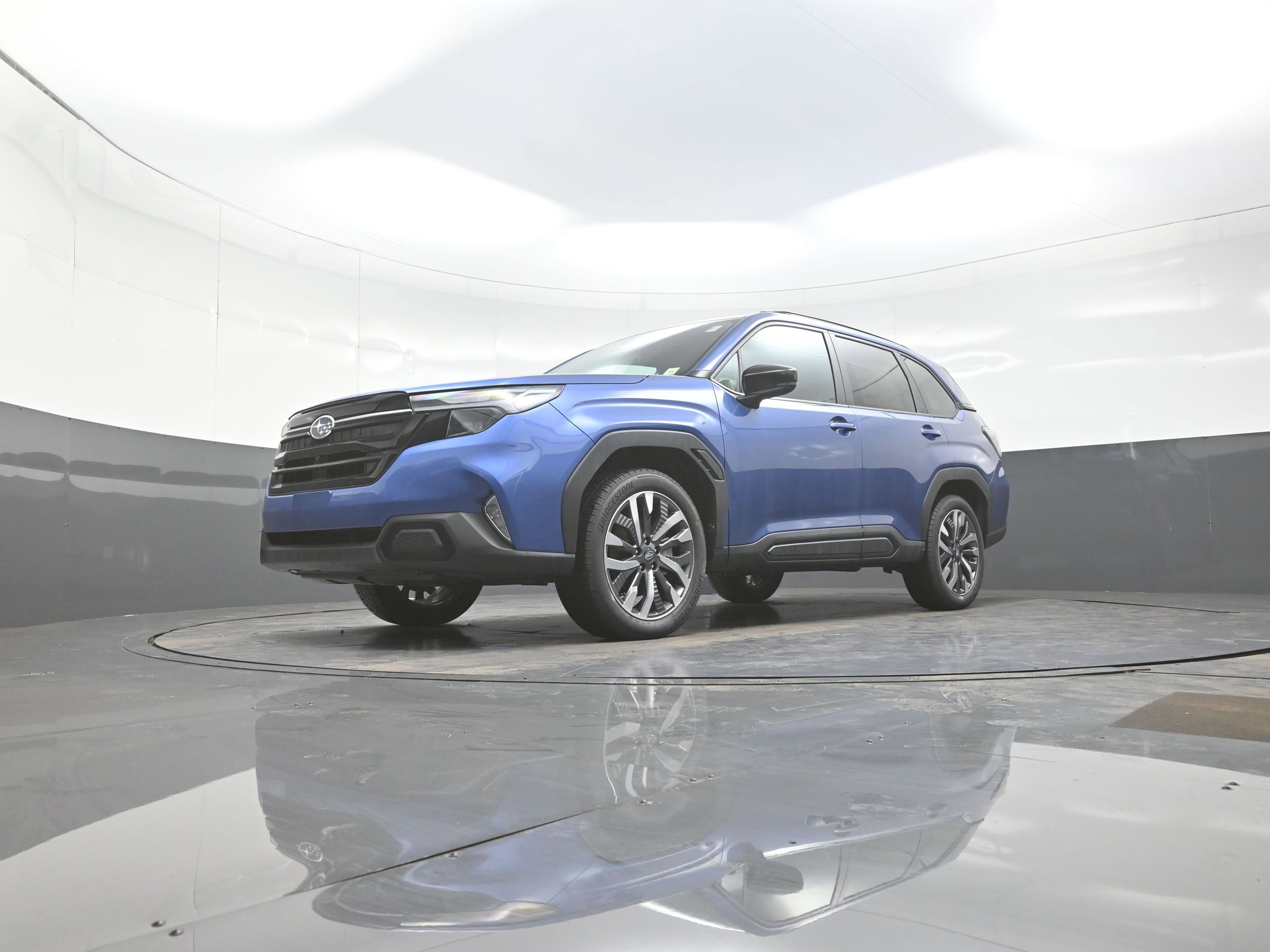 New 2026 Subaru Forester Touring AWD/4WD image 11