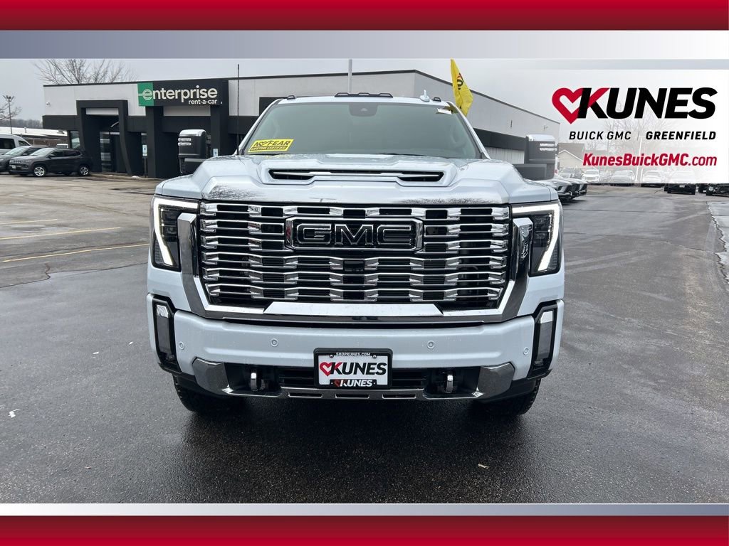 New 2026 GMC Sierra 3500 Denali w/ Denali Reserve Package image 13