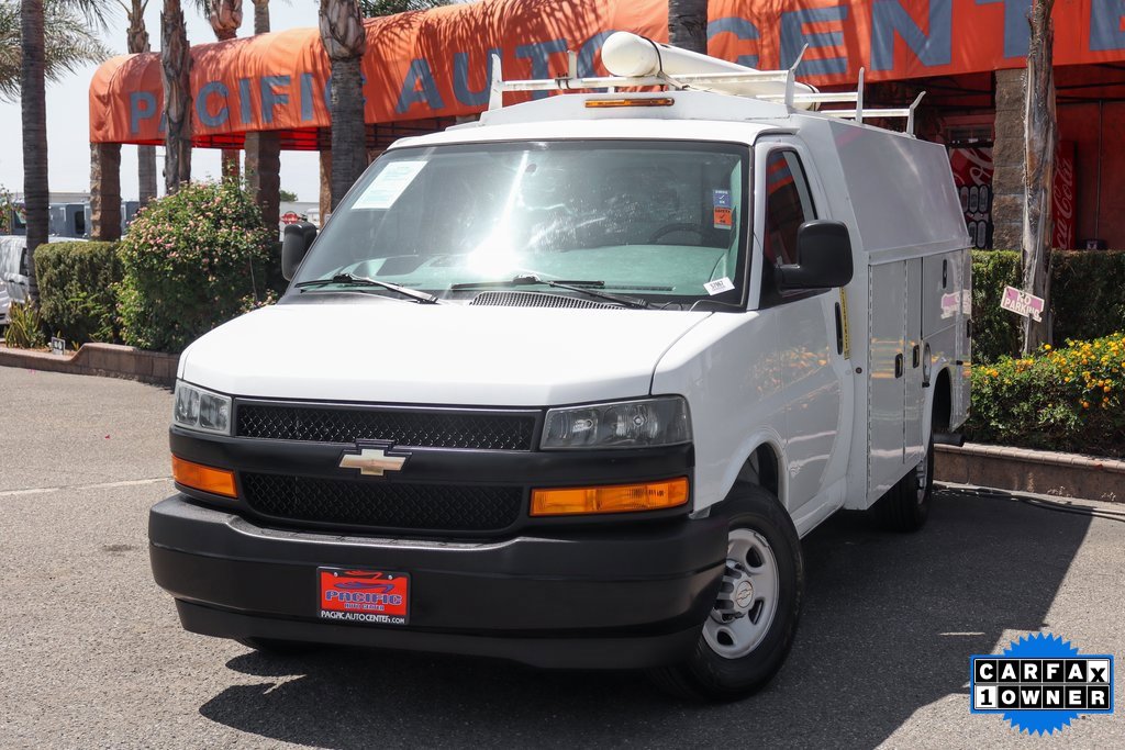 Used 2018 Chevrolet Express 3500 Work Van image 4