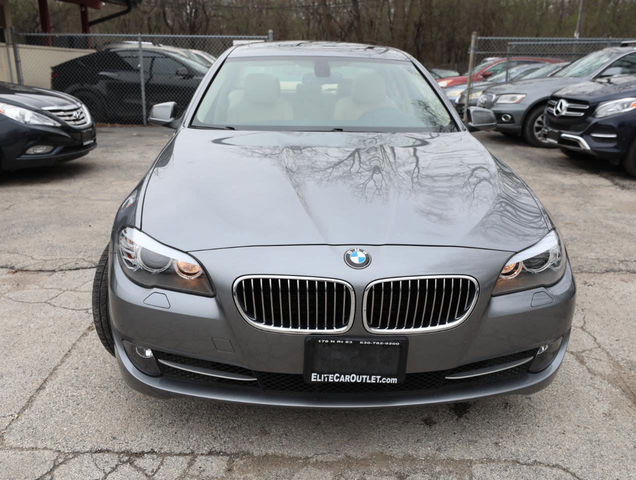 Used 2011 BMW 528i Sedan image 3
