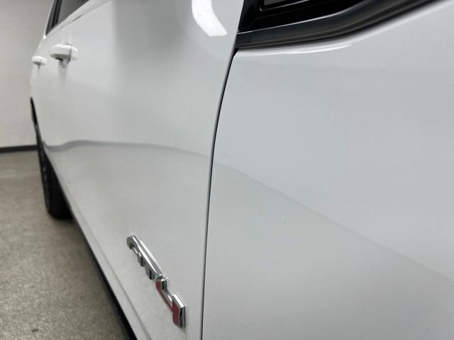 Used 2024 GMC Yukon XL AT4 w/ AT4 Premium Package image 11