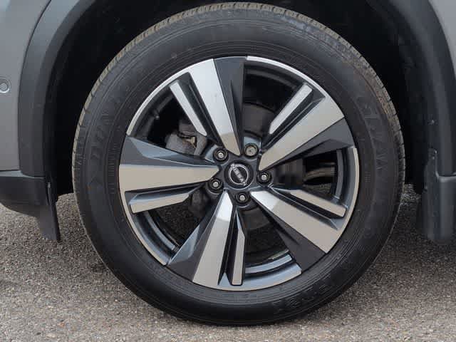 Used 2023 Nissan Rogue Platinum AWD/4WD image 14