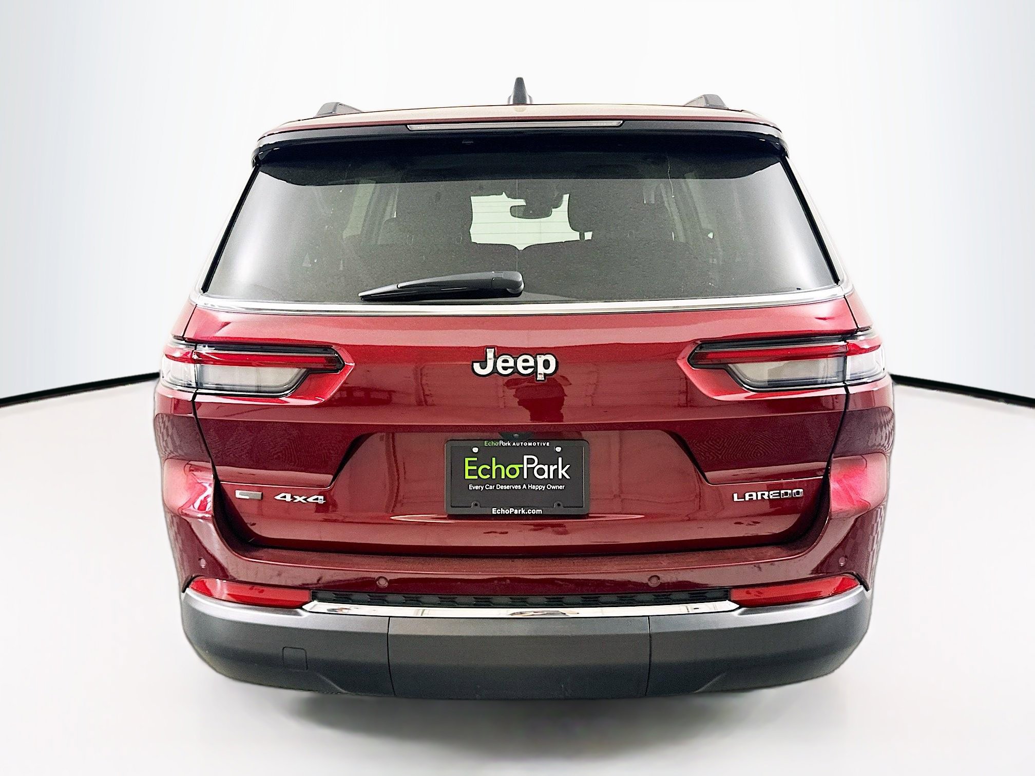 Used 2023 Jeep Grand Cherokee L Laredo AWD/4WD image 7