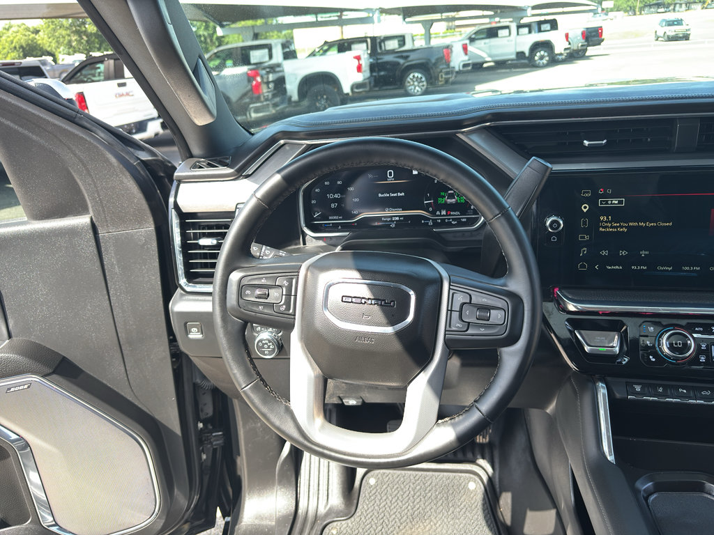 Certified 2024 GMC Sierra 3500 Denali w/ Denali Reserve Package AWD/4WD image 27