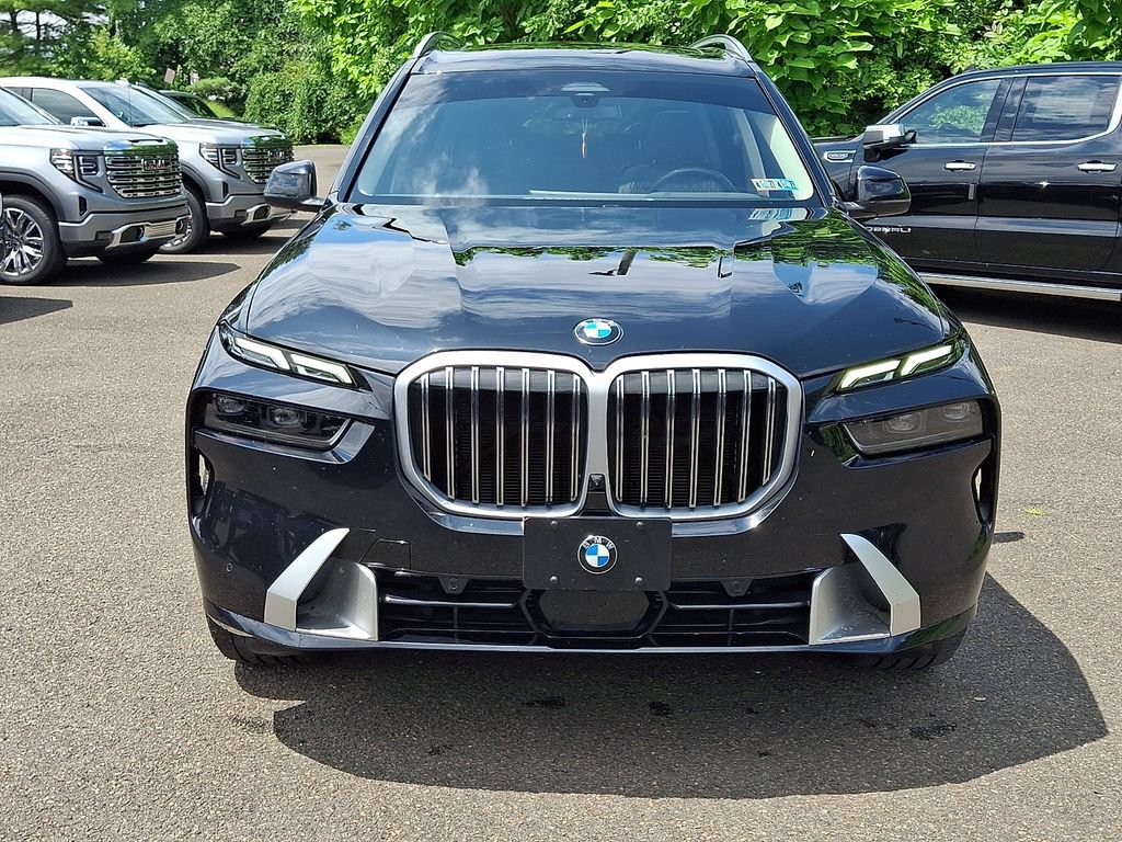 Used 2026 BMW X7 xDrive40i AWD/4WD image 2
