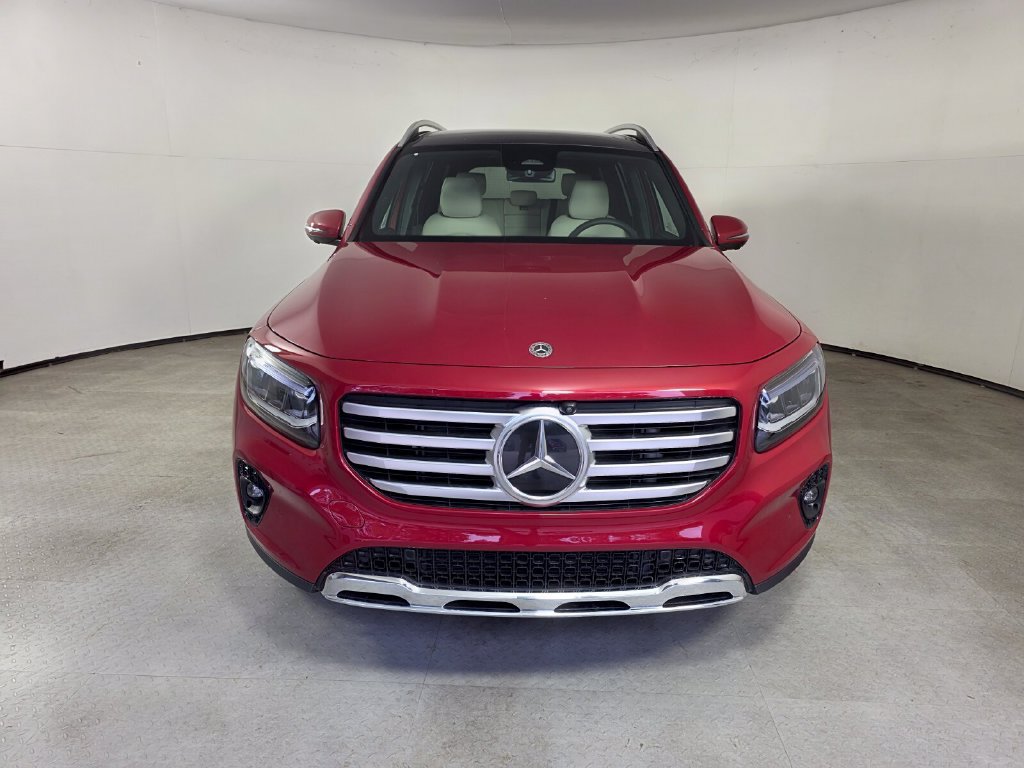 New 2026 Mercedes-Benz GLB 250 image 2