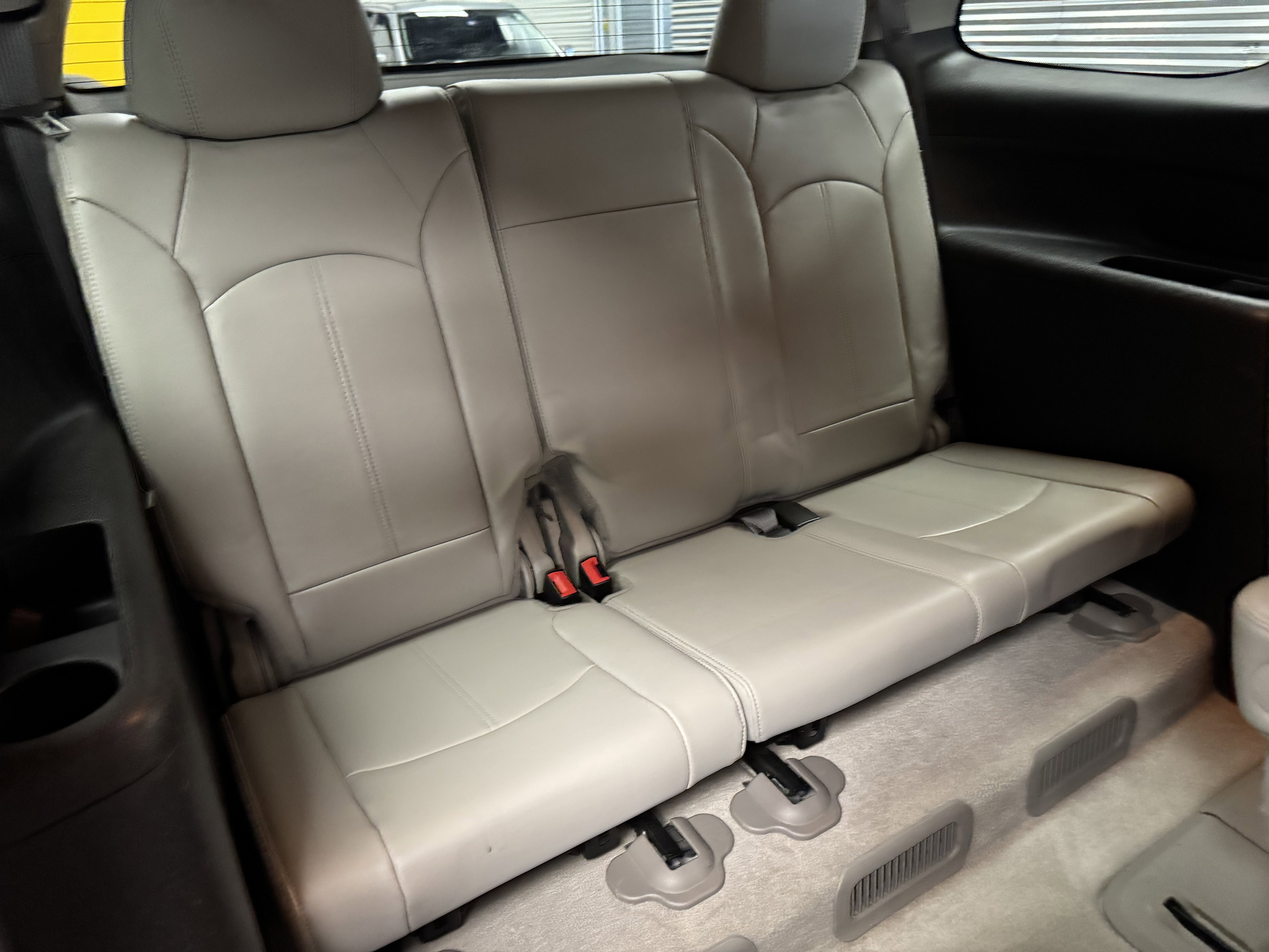 Used 2009 GMC Acadia SLT image 15