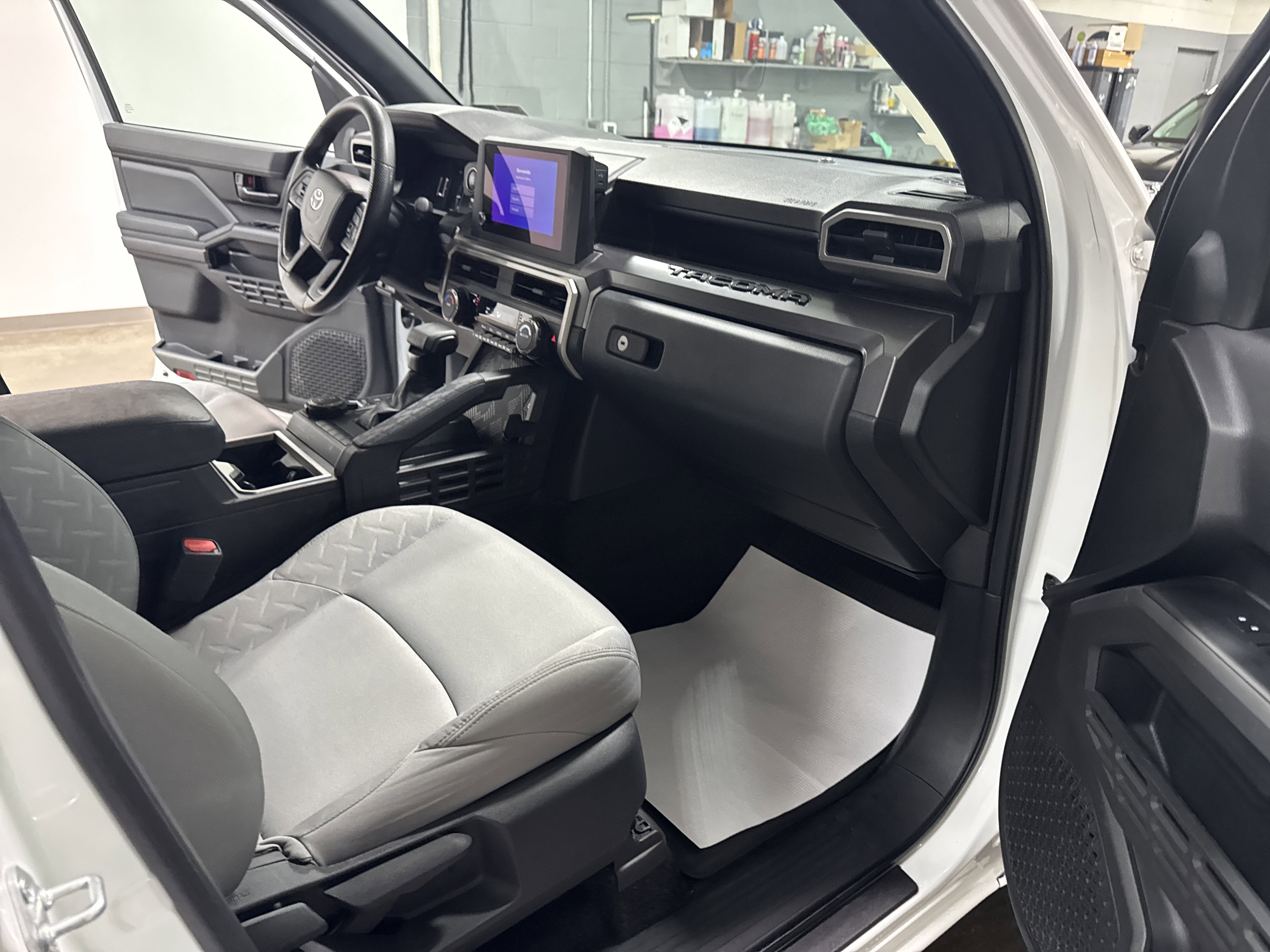 Used 2024 Toyota Tacoma SR5 image 39