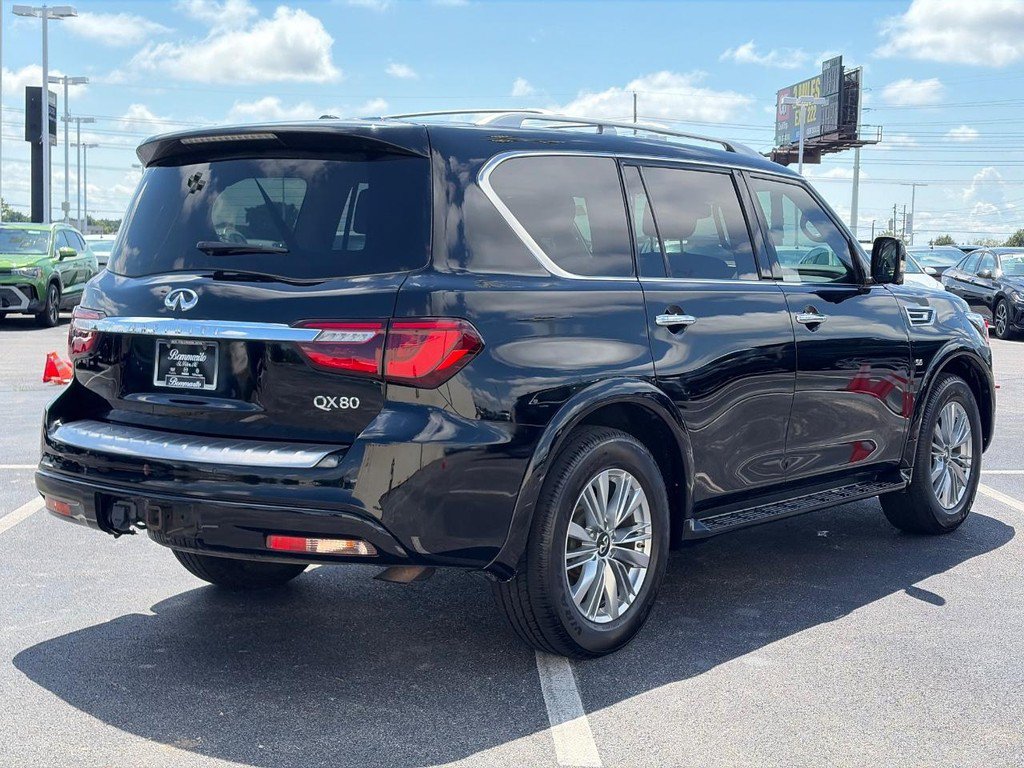 Used 2019 INFINITI QX80 Luxe w/ Proassist Package AWD/4WD image 3