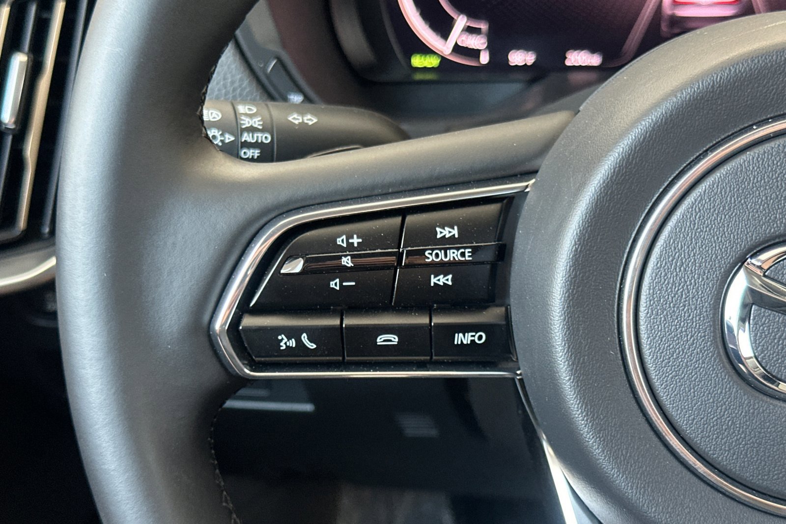 New 2025 MAZDA CX-90 Plug-In Hybrid w/Premium Sport image 29