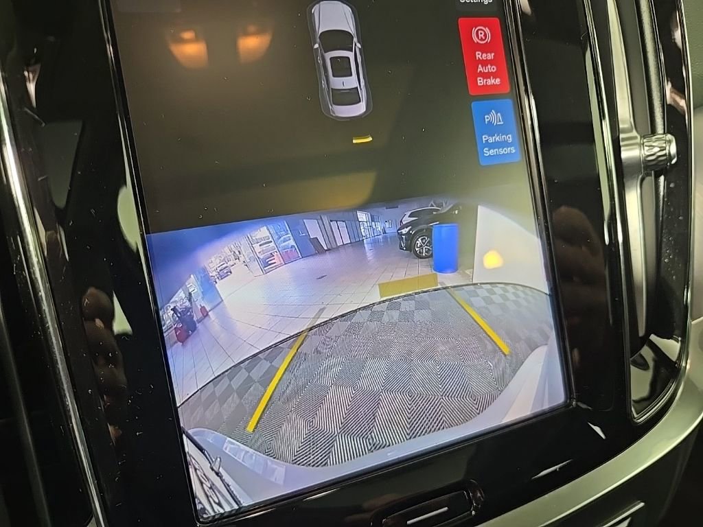 Certified 2025 Volvo S60 B5 Core image 24