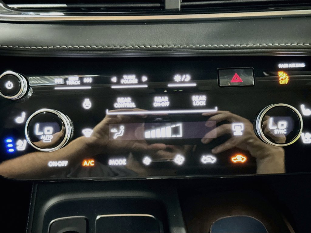 New 2027 INFINITI QX60 Luxe w/ Cargo Package FWD image 16