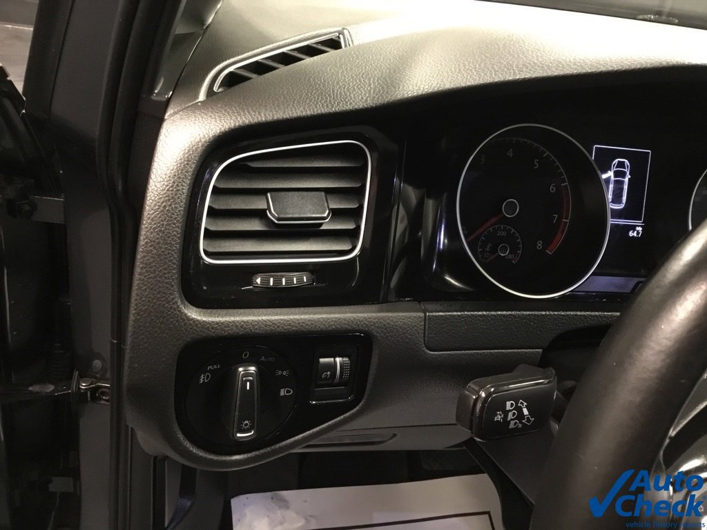 Used 2016 Volkswagen Golf SEL w/ Lighting Package (SEL) FWD image 18