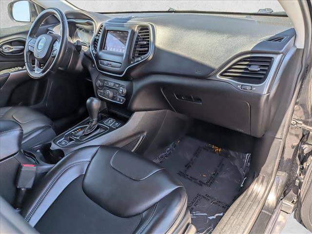 Used 2019 Jeep Cherokee Latitude Plus FWD image 20