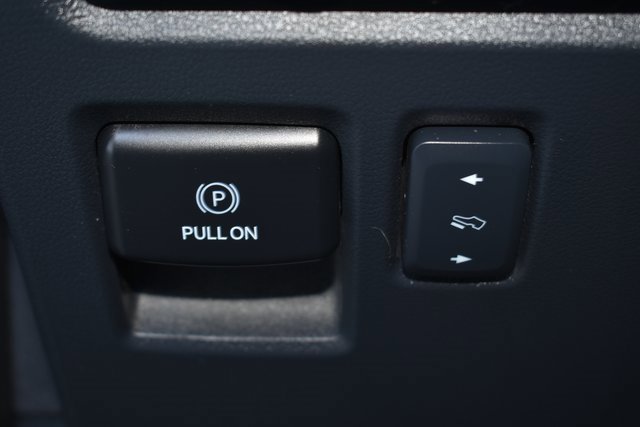 Used 2023 Ford F150 Lariat w/ Equipment Group 502A High image 19