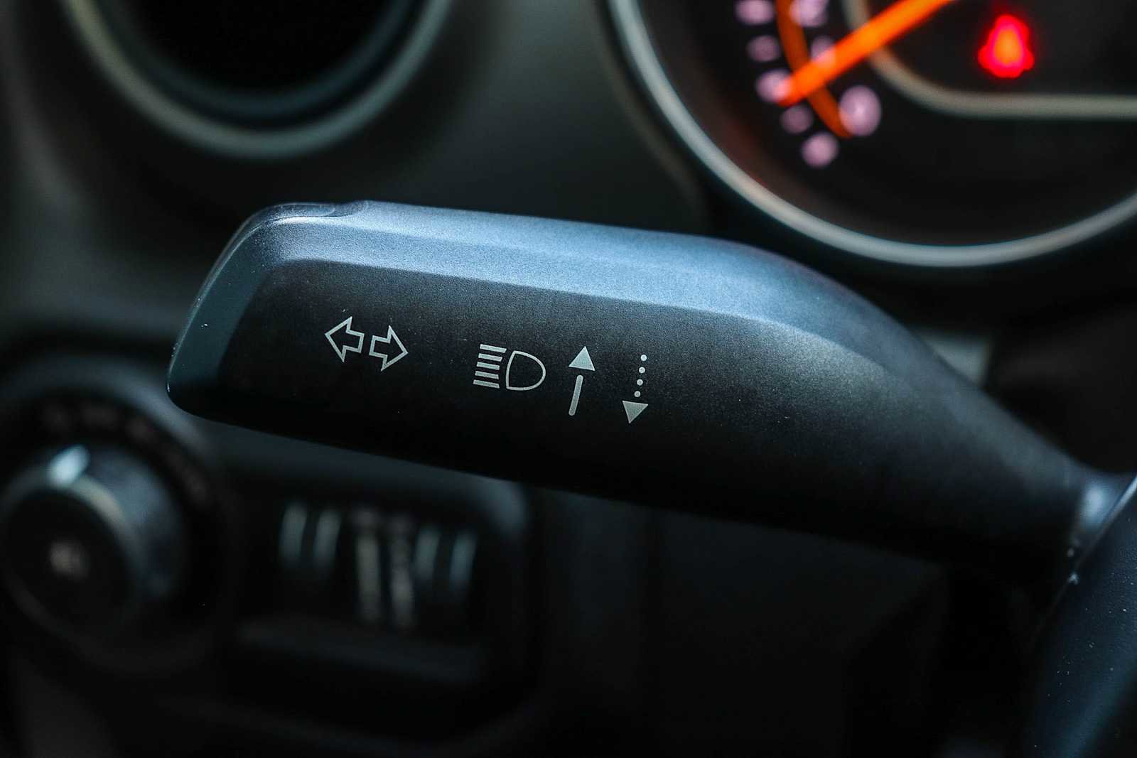 Used 2018 Jeep Wrangler Unlimited Sport S AWD/4WD image 31