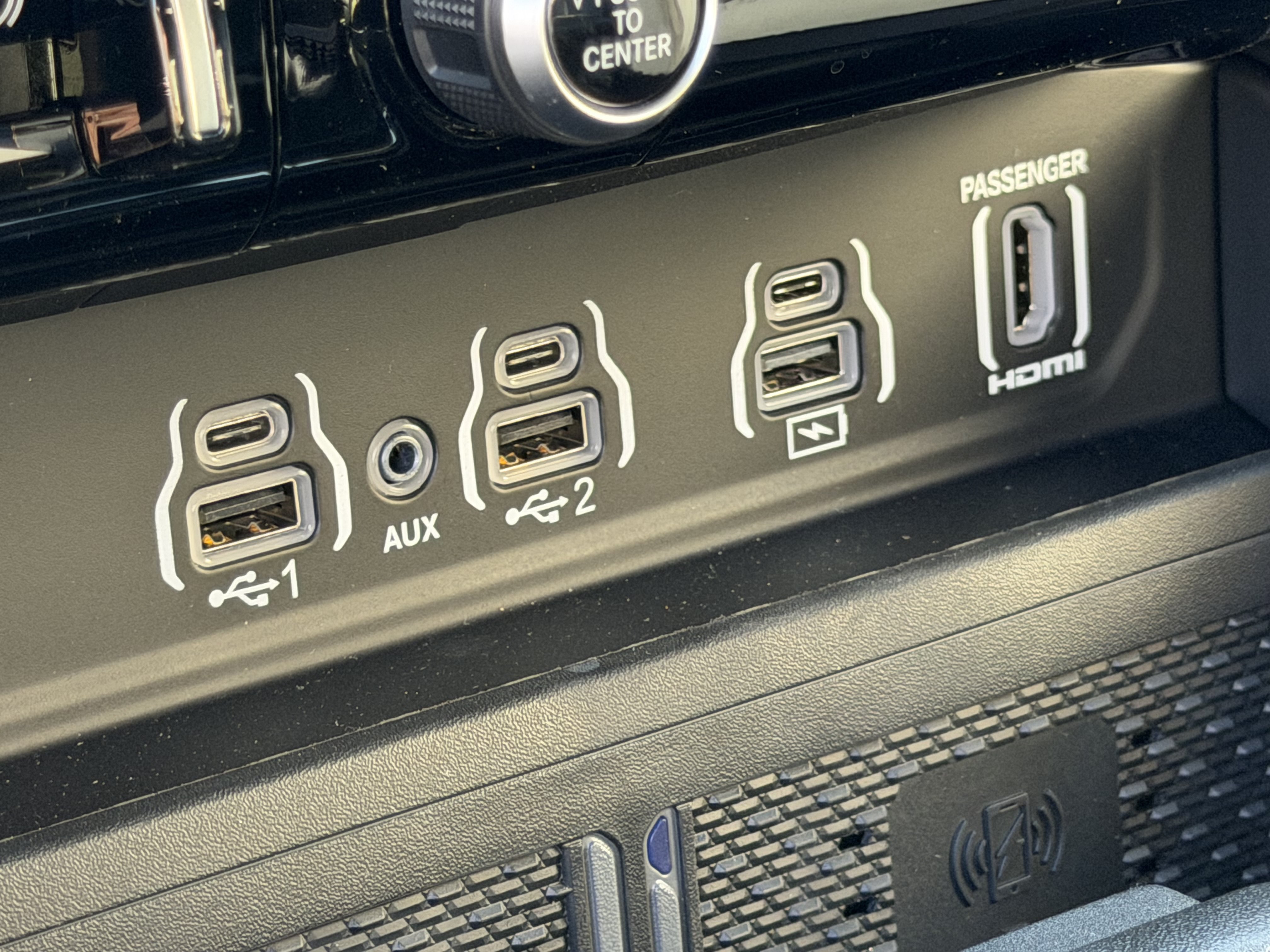 New 2026 RAM 1500 Laramie w/ Night Edition AWD/4WD image 31