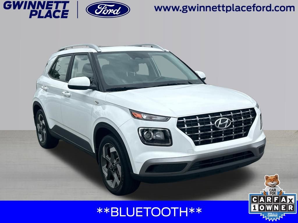 Used 2024 Hyundai Venue SEL FWD image 3