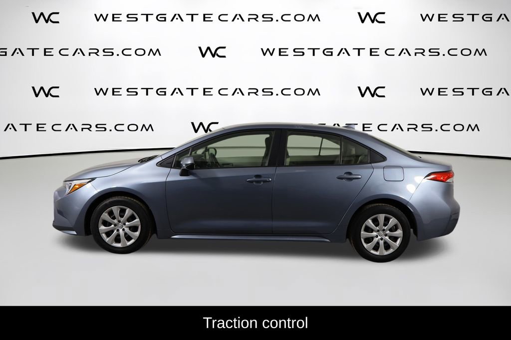 Used 2025 Toyota Corolla LE w/ Convenience Package image 5