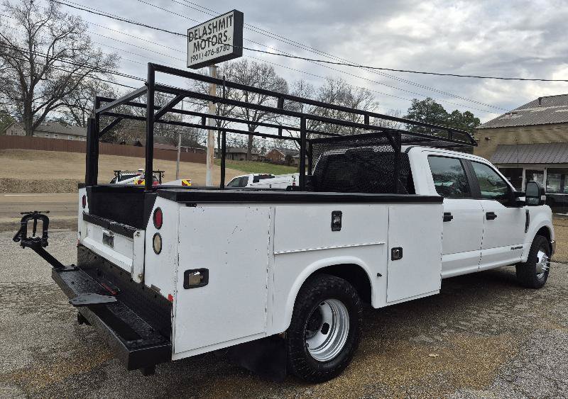 Used 2017 Ford F350 XL w/ Power Equipment Group RWD image 4