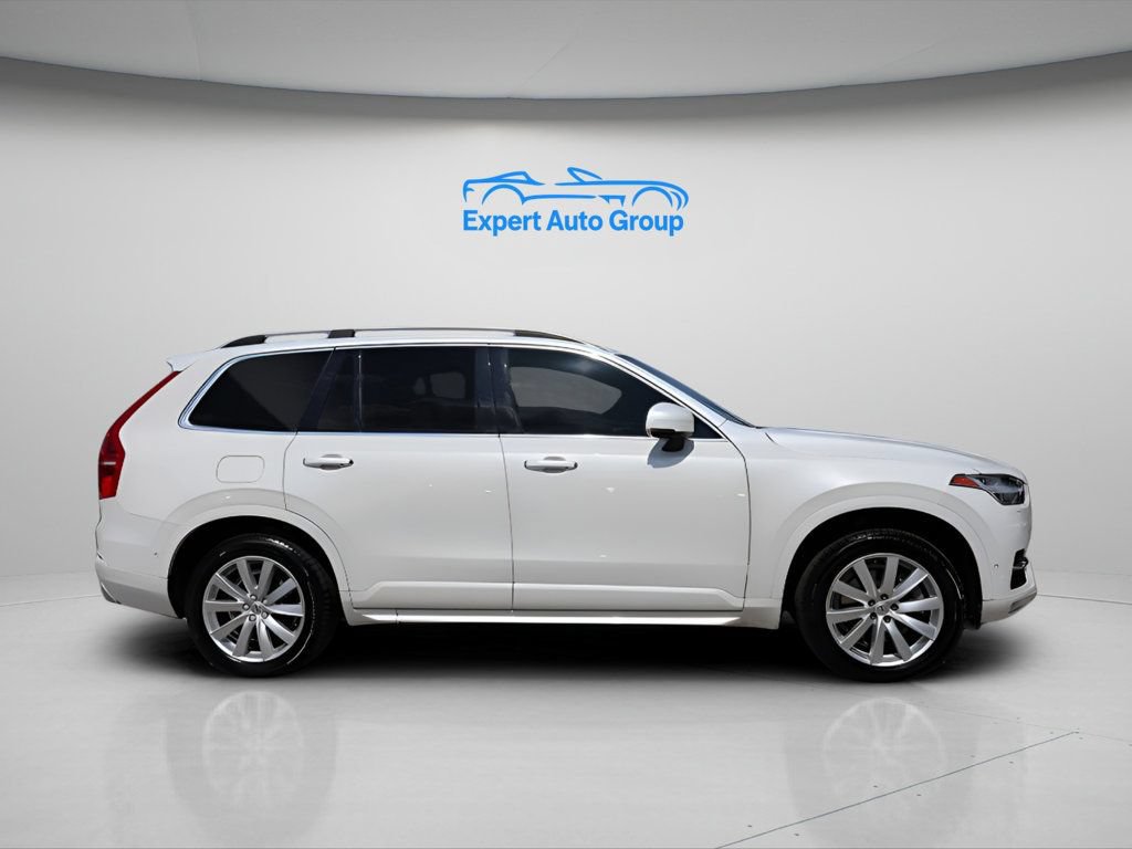 Used 2018 Volvo XC90 T6 Momentum w/ Convenience Package AWD/4WD image 3
