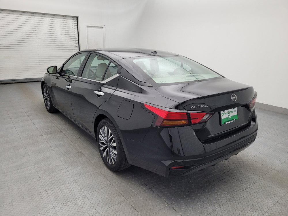 Used 2025 Nissan Altima 2.5 SV FWD image 5