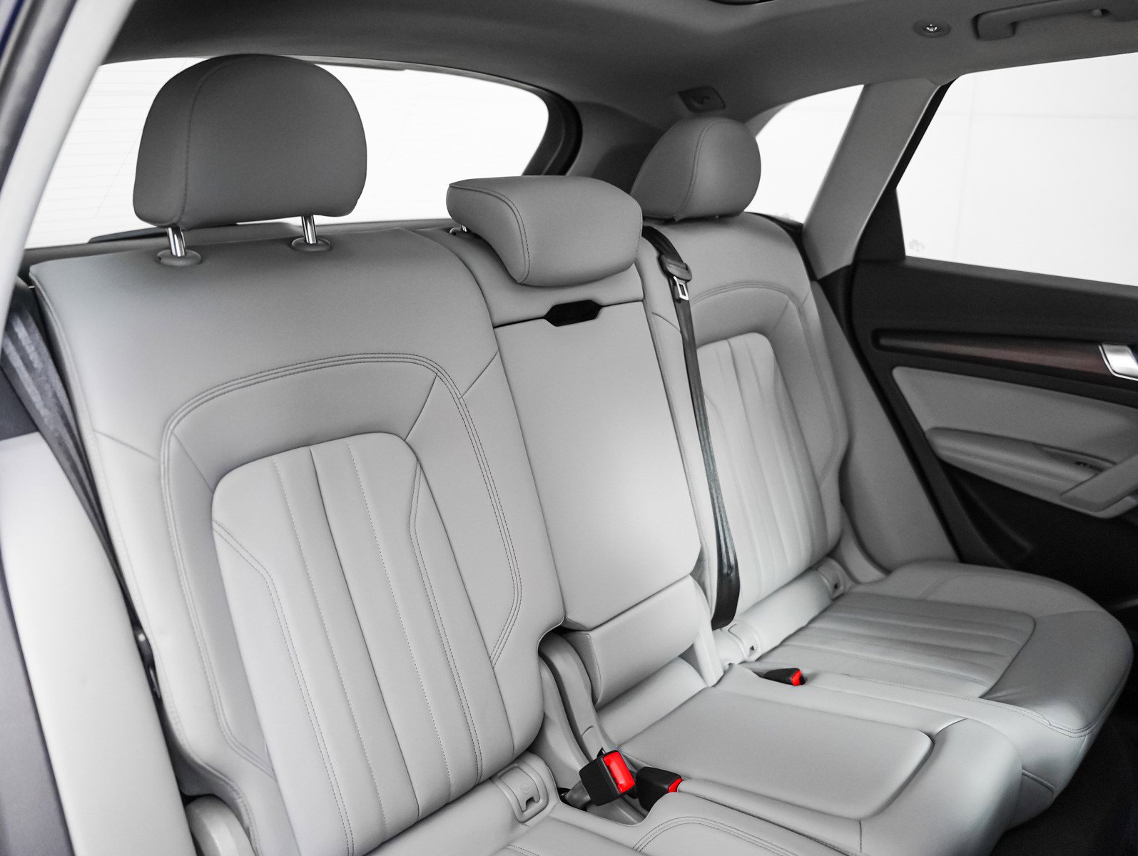 Used 2021 Audi Q5 Premium Plus w/ Premium Plus Package image 10