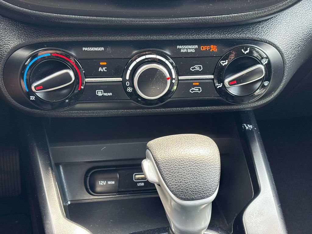 Used 2024 Kia Soul LX w/ Option Group 015 FWD image 27