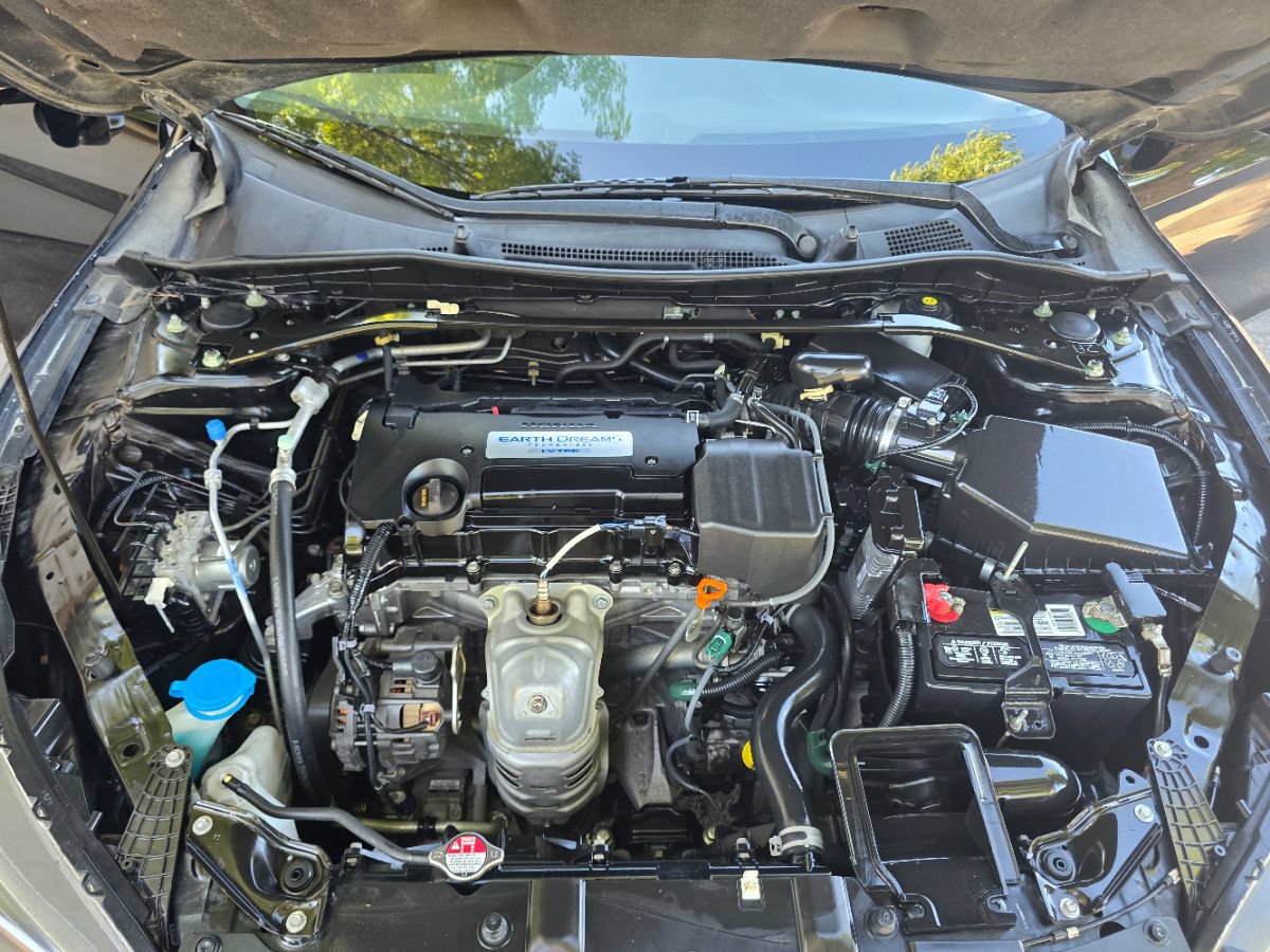 Used 2015 Honda Accord EX-L image 12