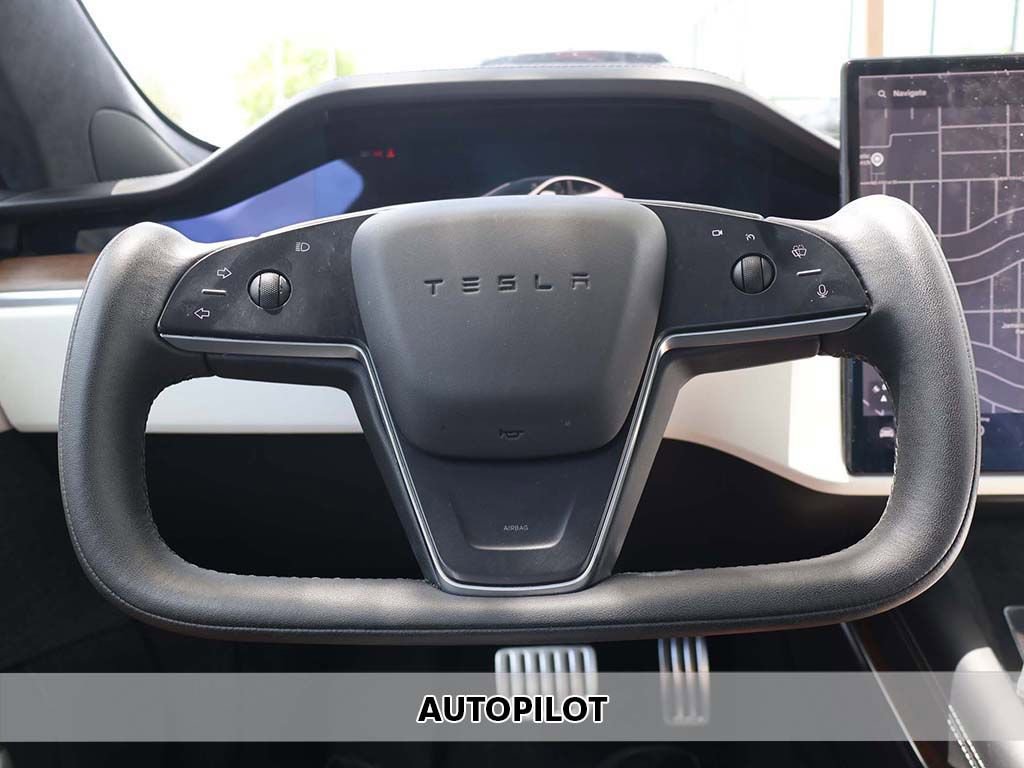Used 2023 Tesla Model S Standard Range AWD/4WD image 3