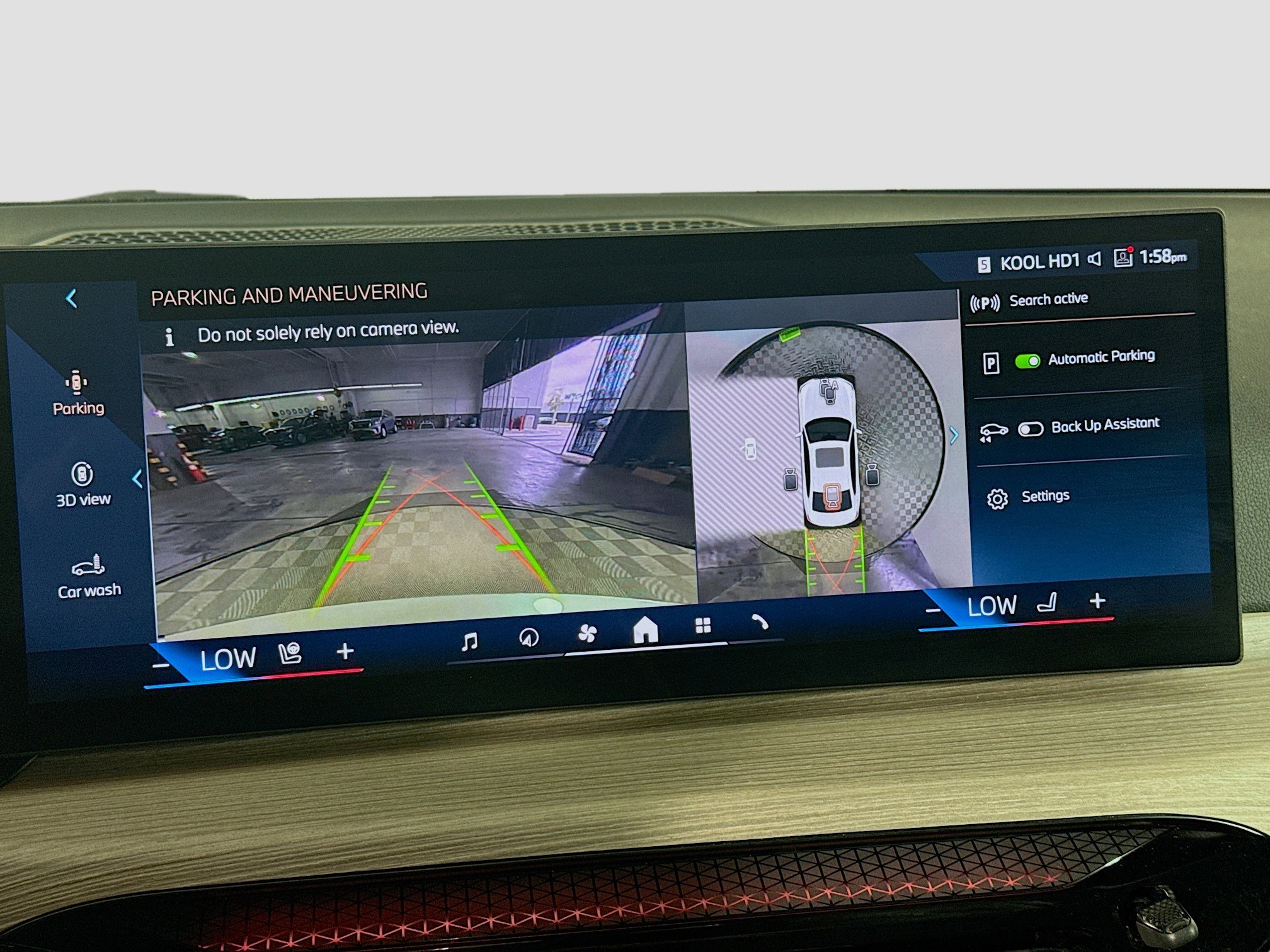 Used 2025 BMW 330i Sedan w/ Convenience Package image 19