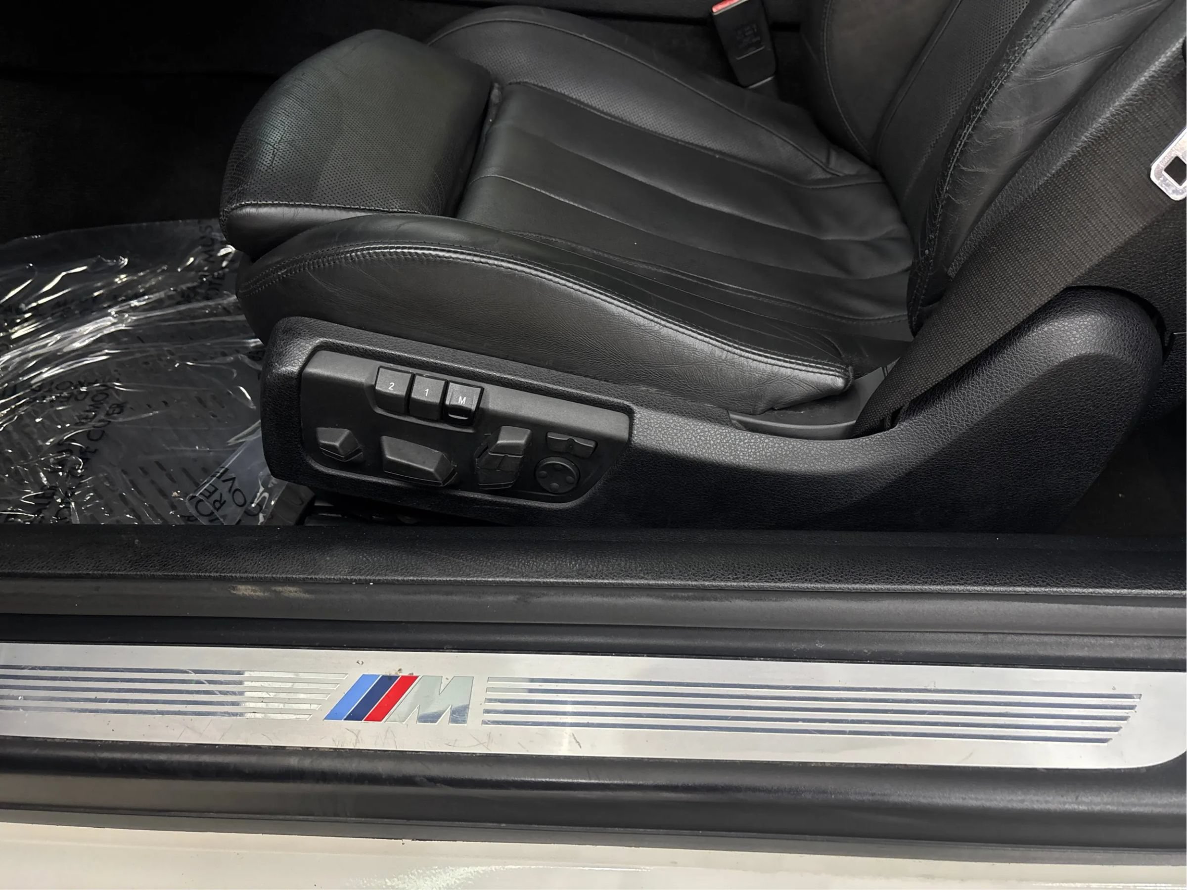 Used 2014 BMW 650i Convertible RWD image 23