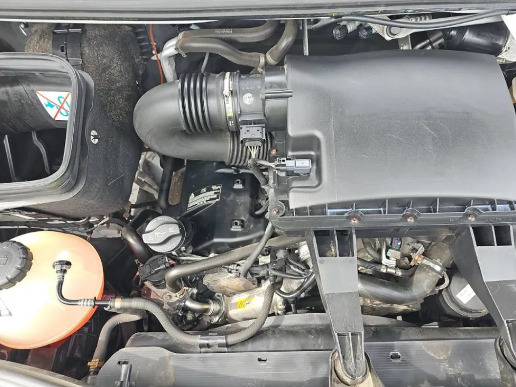 Used 2021 Mercedes-Benz Sprinter 2500 w/ Driver Convenience Package image 13