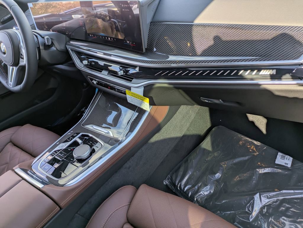 New 2026 BMW X5 M60i w/ Climate Comfort Package image 38
