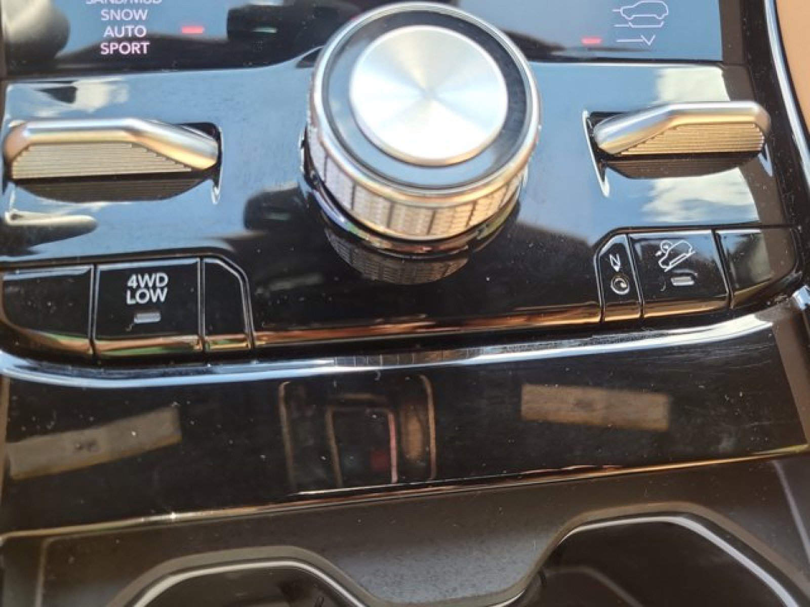Used 2024 Jeep Grand Cherokee L Summit image 32