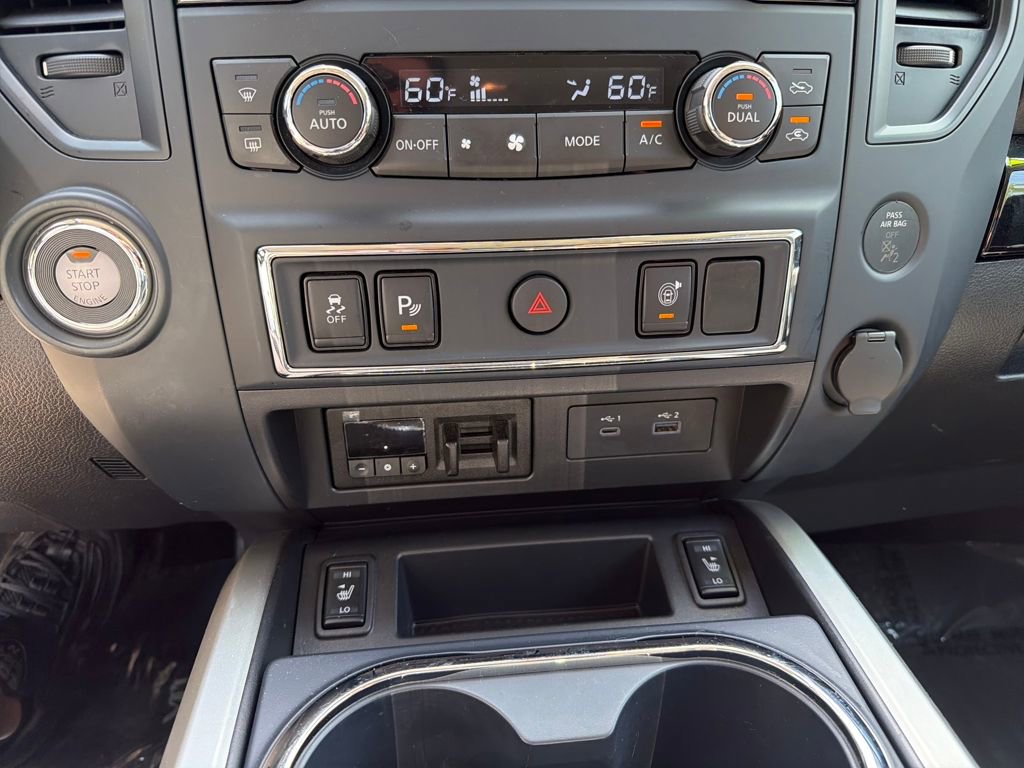Used 2024 Nissan Titan SV w/ SV Convenience Package image 29