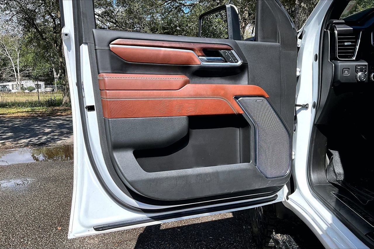 Used 2024 GMC Sierra 2500 Denali Ultimate image 17