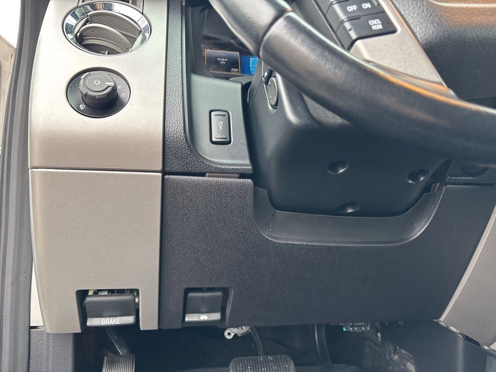 Used 2017 Ford Expedition EL Limited image 16