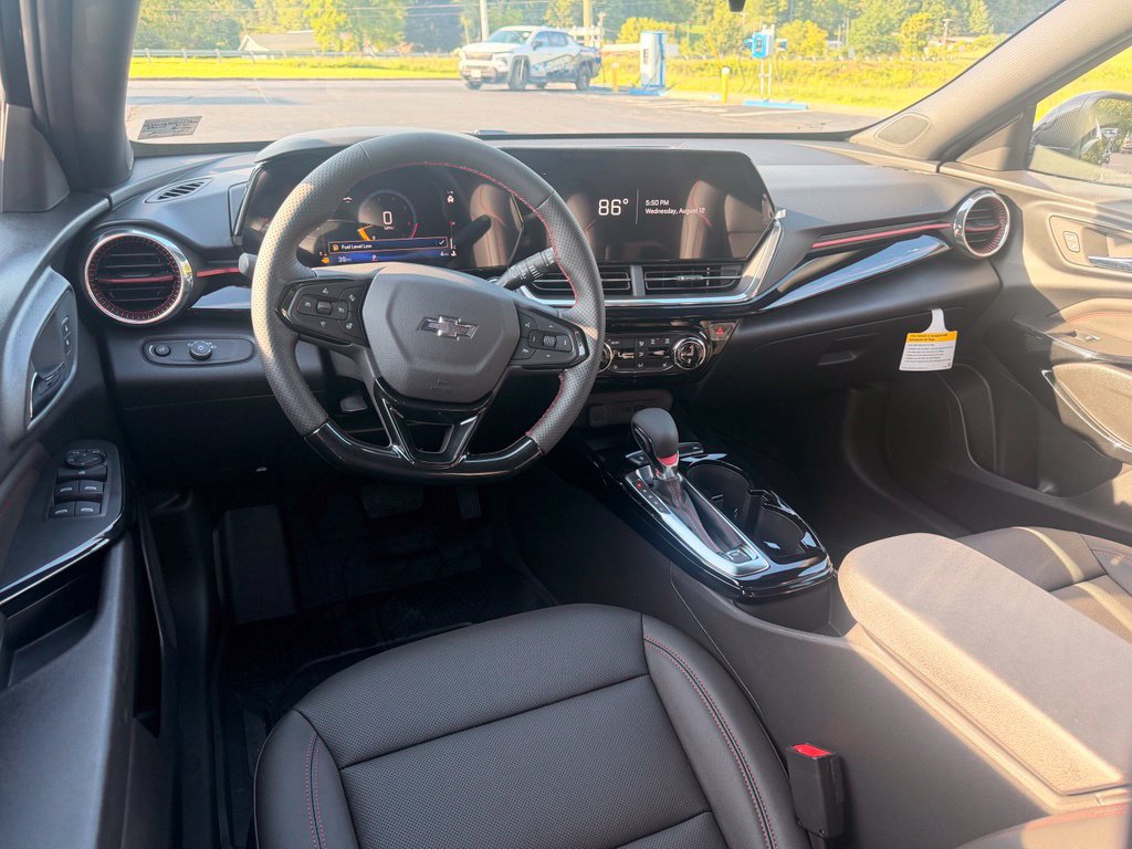 New 2026 Chevrolet Trax RS w/ Sunroof Package FWD image 11
