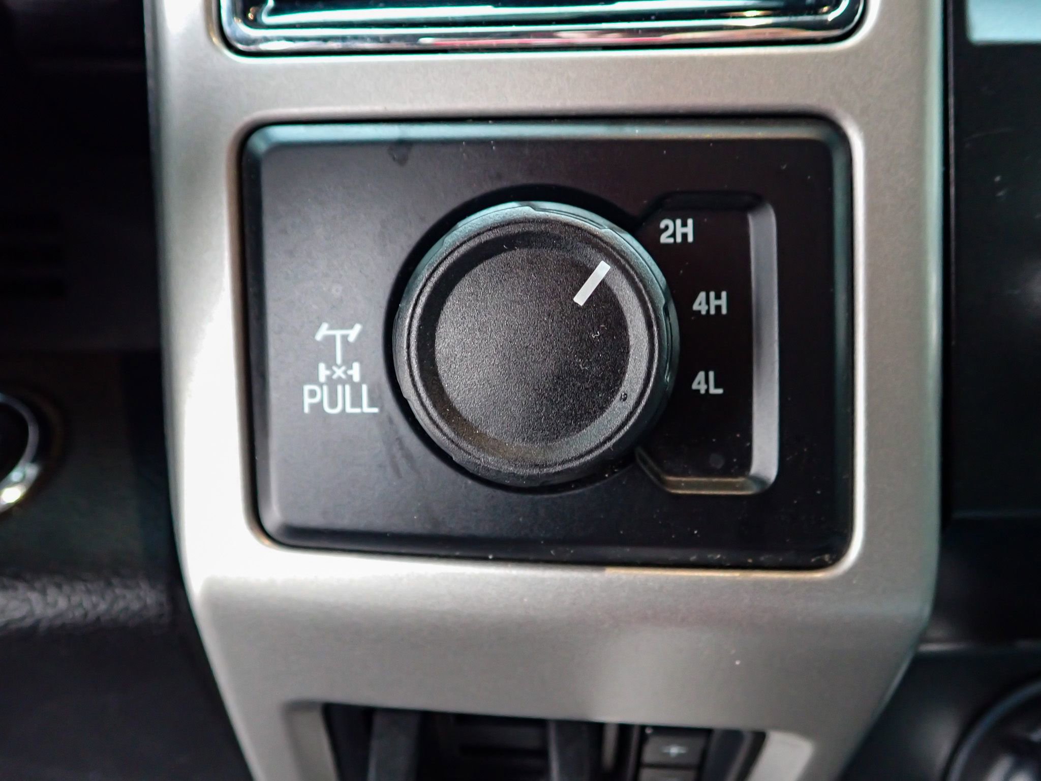 Used 2021 Ford F250 Lariat w/ Tremor Off-Road Package image 17