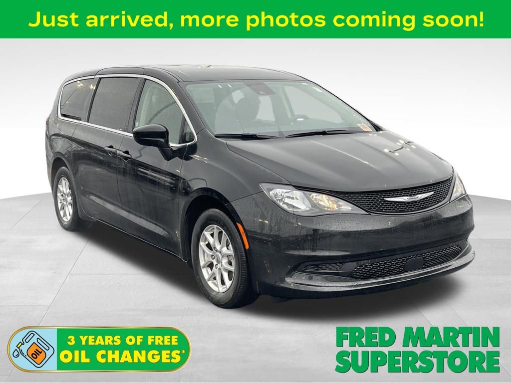 Used 2023 Chrysler Voyager LX
