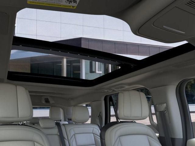 New 2026 Lincoln Navigator Reserve AWD/4WD image 22